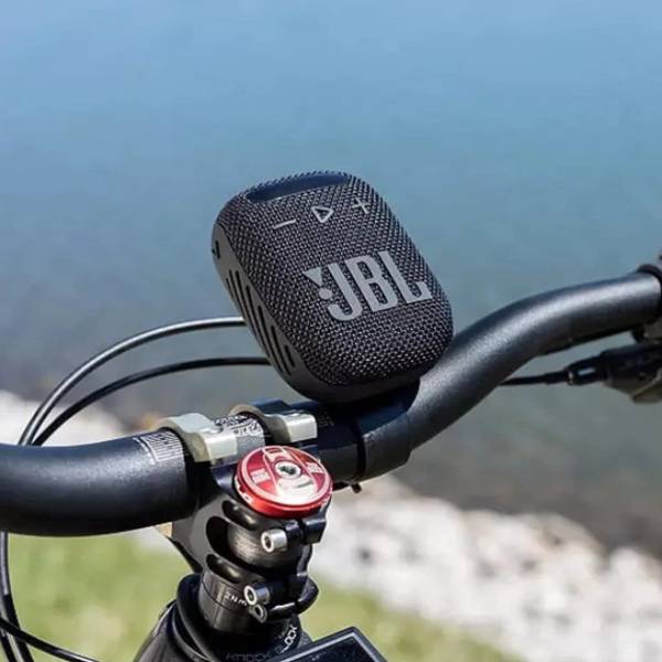 Parlante JBL Wind 3 IP67 5W Radio FM Micro SD Clip para Bici/Moto